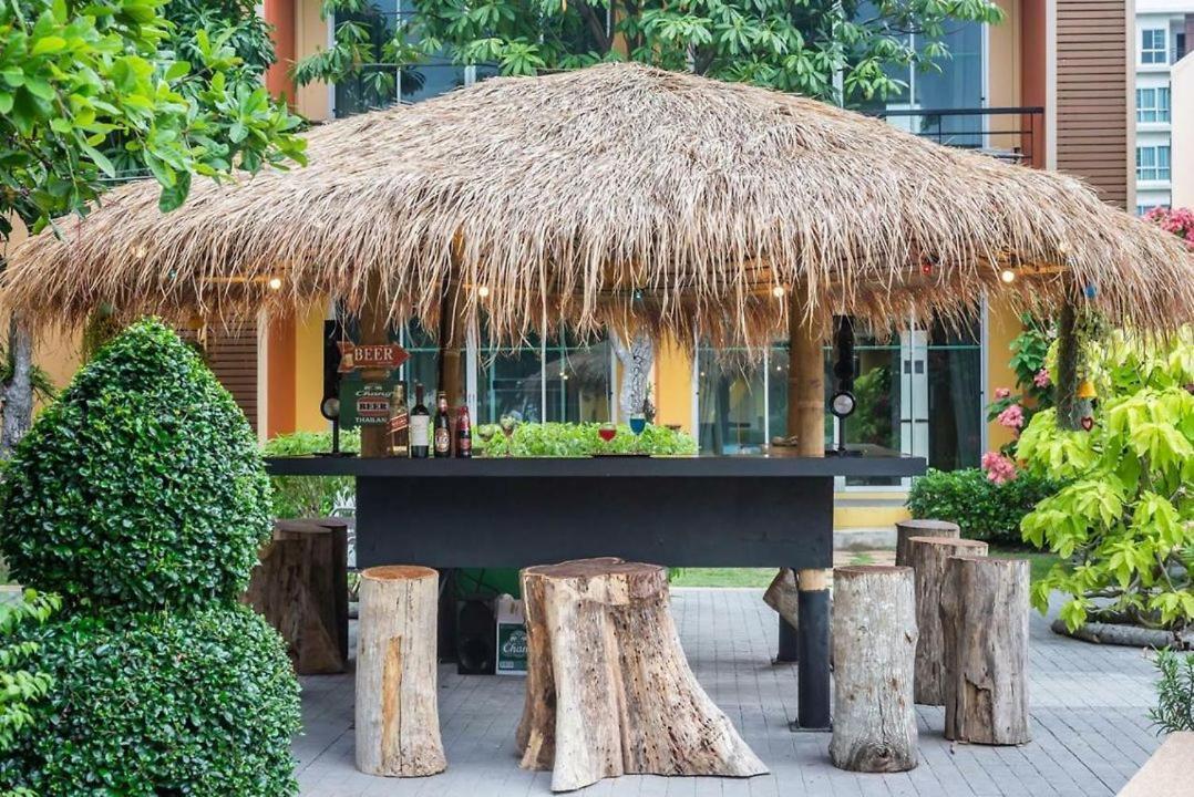 Bangkok.Grand.Resort Bang Bo Exterior foto